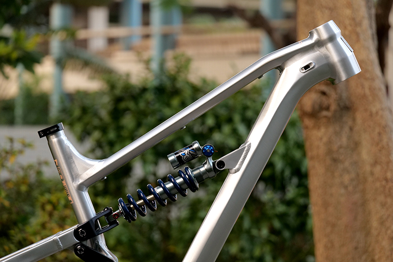 Soft Tail Bike Frame Aluminum  - огляд і ціна Mountain Biking Uk